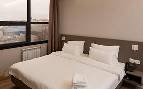 Aston Hotel